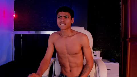 adam_piarse online show from December 5, 2024, 2:53 am