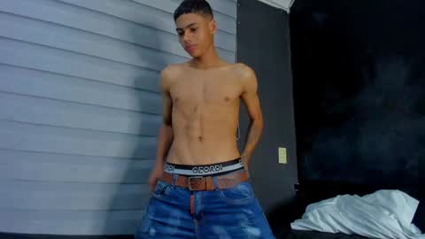 adam_piarse online show from March 9, 2025, 12:53 pm