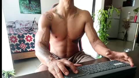 Snapshot of adam_valencia chatting on June 12, 2026, 2:27 pm Adam Valencia online show from June 12, 2026, 2:27 pm