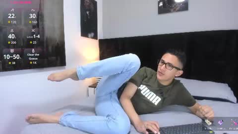 adam_walker_1 online show from June 16, 2026, 3:36 pm