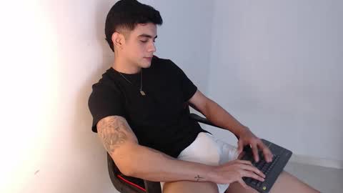 Hello guys excuse my absence I will be absent for several days for health reasons I hope you understand thank you very much. online show from October 5, 2025, 5:50 am