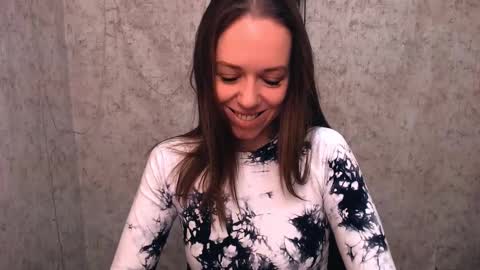 adamais_ online show from February 21, 2025, 8:51 am