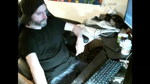 Adam online show from November 7, 2025, 11:38 pm