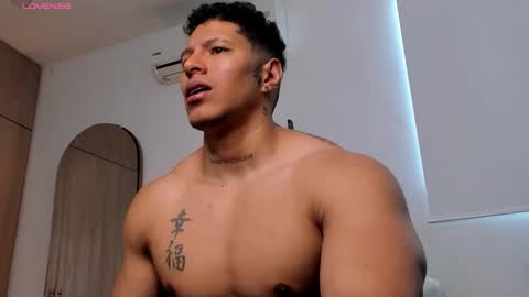 adambrocs1 online show from September 28, 2025, 9:42 pm