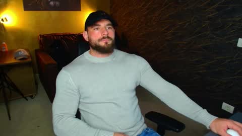 Snapshot of adamjameson chatting on May 1, 2026, 5:01 am AdamJameson online show from May 1, 2026, 5:01 am