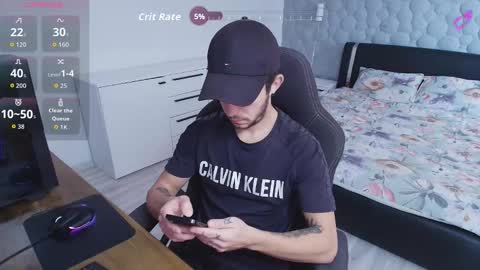 Adam Rayn online show from November 13, 2025, 7:18 am