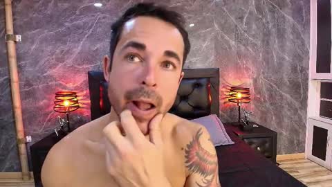 Im Adams Sanz online show from April 21, 2026, 3:50 pm