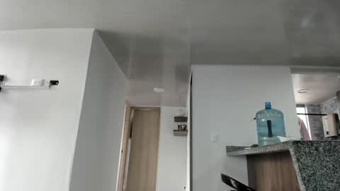 eva online show from April 18, 2026, 5:17 pm