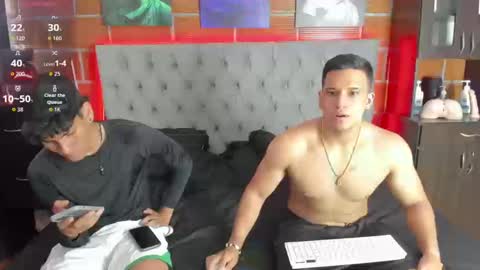 Adan Oriol online show from September 17, 2025, 8:32 pm