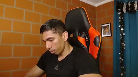 Adan Sin online show from January 23, 2025, 7:07 pm