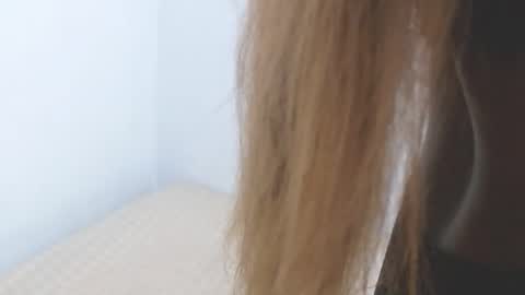 Adara Cooper online show from December 8, 2024, 5:55 pm