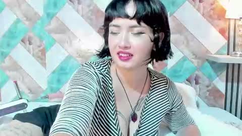 Snapshot of addison_avery chatting on June 18, 2026, 9:14 am addison_avery online show from June 18, 2026, 9:14 am