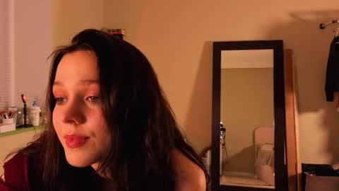 Snapshot of addy_moon chatting on November 30, 2025, 6:12 pm Addy online show from November 30, 2025, 6:12 pm