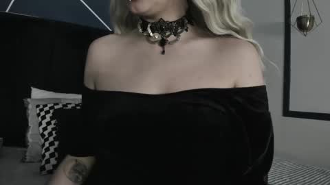 Ade  online show from February 10, 2025, 7:49 pm