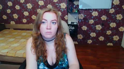 Adel online show from March 12, 2025, 6:22 pm