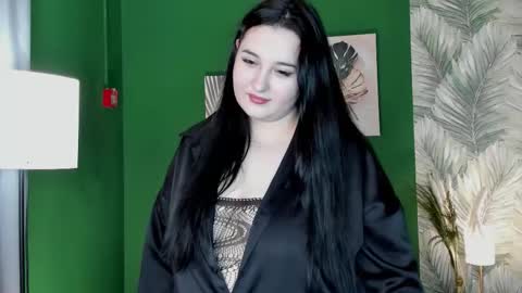 Adel online show from October 25, 2025, 11:51 am