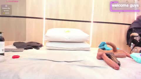 adela chase online show from September 27, 2025, 1:32 am