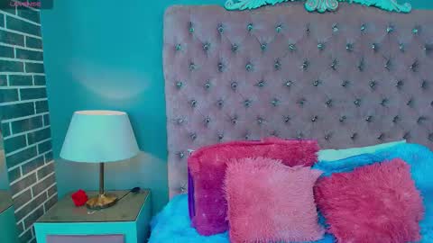 Adelaine online show from September 14, 2025, 3:05 am