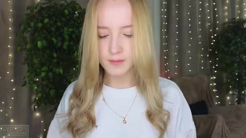 Adele online show from February 15, 2025, 6:23 pm