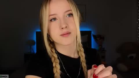 Adele online show from February 15, 2026, 9:22 pm