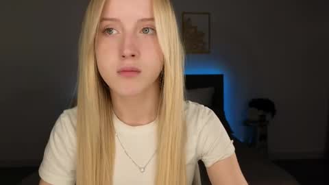 Snapshot of adele_armas chatting on May 26, 2026, 9:11 pm Adele online show from May 26, 2026, 9:11 pm