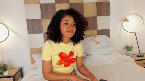 Andrea online show from January 7, 2025, 6:14 pm