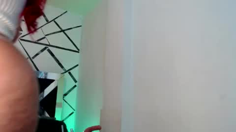 adele cruzz online show from March 11, 2025, 4:29 pm