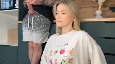 Adele Nick online show from March 15, 2026, 7:47 am