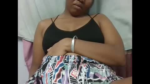 adelealy online show from November 23, 2025, 7:35 pm