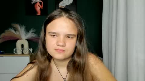Snapshot of adelecruzz chatting on June 14, 2026, 12:07 pm adelecruzz online show from June 14, 2026, 12:07 pm