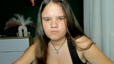 Snapshot of adelecruzz chatting on June 21, 2026, 12:08 pm adelecruzz online show from June 21, 2026, 12:08 pm