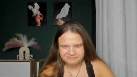 Snapshot of adelecruzz chatting on July 3, 2026, 12:11 pm adelecruzz online show from July 3, 2026, 12:11 pm
