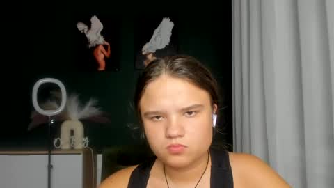 Snapshot of adelecruzz chatting on July 6, 2026, 3:36 pm adelecruzz online show from July 6, 2026, 3:36 pm