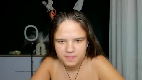 Snapshot of adelecruzz chatting on July 10, 2026, 12:08 pm adelecruzz online show from July 10, 2026, 12:08 pm