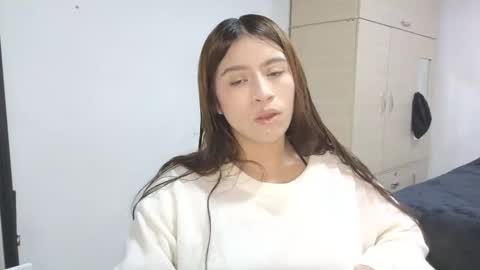 adellein foxx online show from October 26, 2025, 10:47 pm