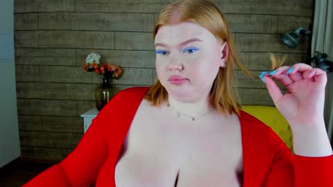 adelemoor online show from December 9, 2024, 8:23 pm