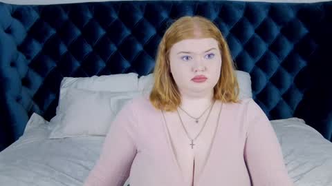 adelemoor online show from January 26, 2025, 5:13 pm