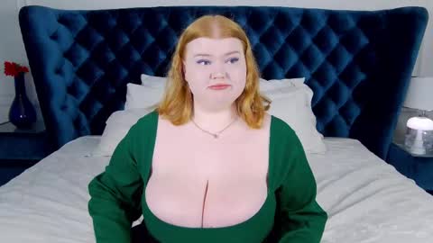 adelemoor online show from February 26, 2025, 5:50 pm