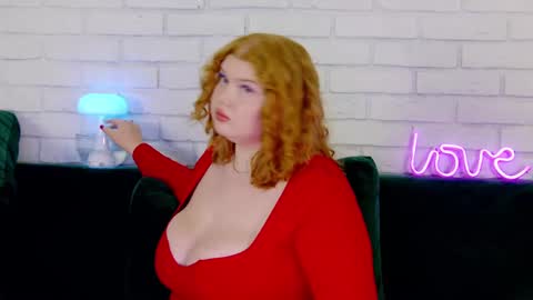 adelemoor online show from March 7, 2025, 12:37 am