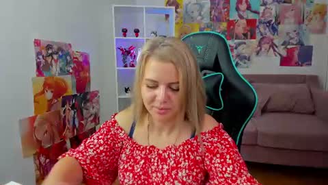 AdeleRavelle online show from July 3, 2026, 5:14 am