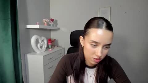 Adele online show from April 21, 2026, 5:47 am