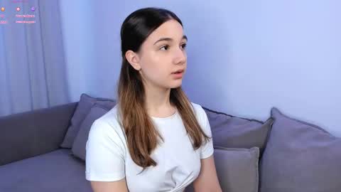 adelexx_zll online show from February 4, 2026, 4:29 am