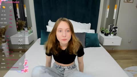 Adelina online show from December 9, 2024, 2:39 pm