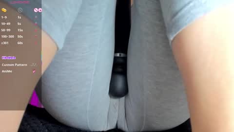 adelinaconte1 online show from February 23, 2026, 2:47 pm