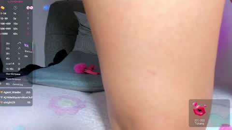 adelinaconte1 online show from May 16, 2026, 1:13 am