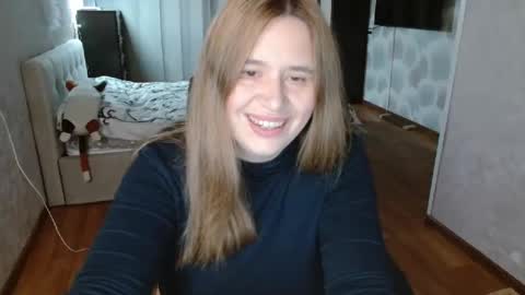 adelinalawson online show from May 15, 2026, 5:25 am