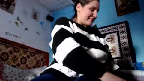 Larisa online show from December 18, 2024, 9:36 am