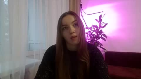 Snapshot of adelinee_sweet chatting on December 1, 2025, 2:00 pm adeline online show from December 1, 2025, 2:00 pm