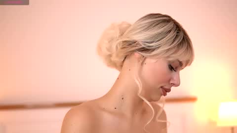 Ade online show from September 29, 2025, 1:44 am