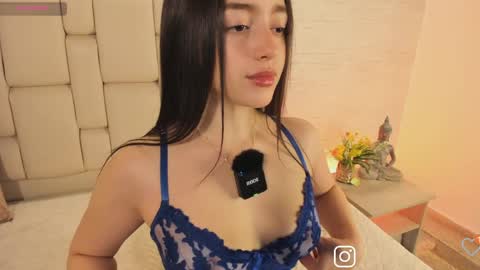Snapshot of adelinewhite1 chatting on June 4, 2026, 11:49 am adeline online show from June 4, 2026, 11:49 am